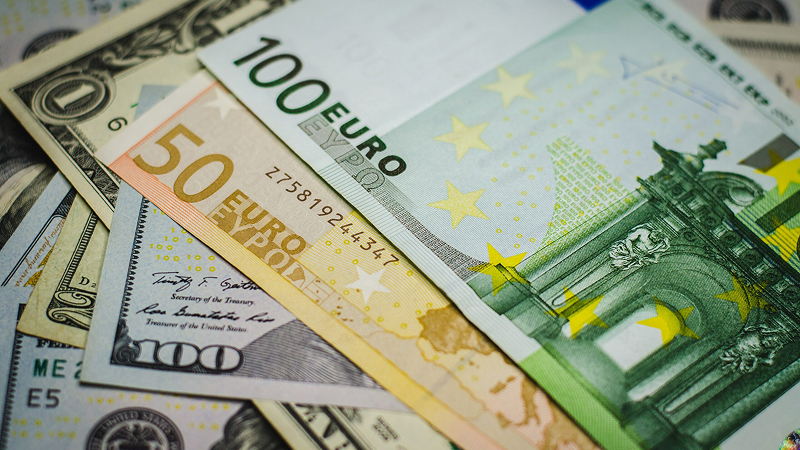 Euro/Dólar Se Mantiene Firme