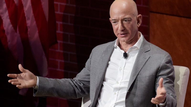 Jeff Bezos coliderará startup de IA con $6.2 mil millones en financiación