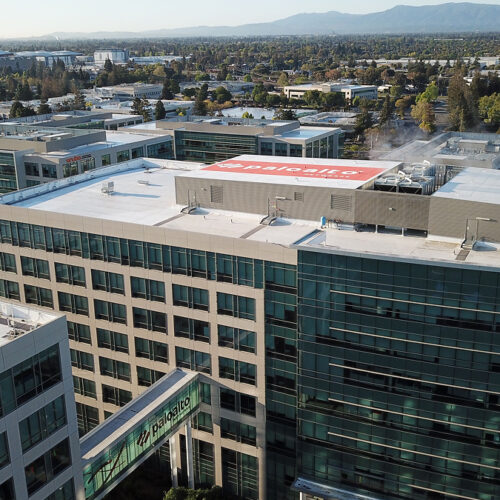Palo Alto Networks asegura la era de la IA con la compra de CyberArk