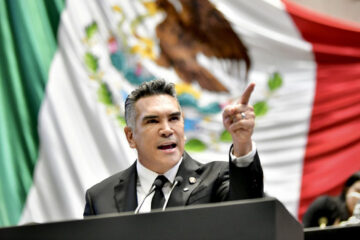 Morena usa la soberanía como escudo y para ocultar información: Alito Moreno