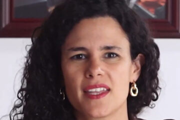 La frustración de Luisa María Alcalde; a la muy buena abogada, el trabajo partidista no le sale