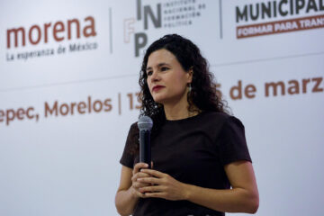 Adiós Luisa María Alcalde y Andy