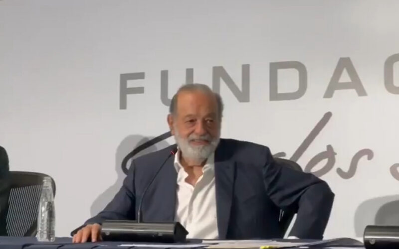 Carlos Slim anuncia megaproyecto financiero