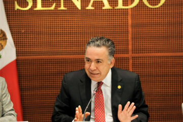Licencia electrónica y no llegó Inzunza