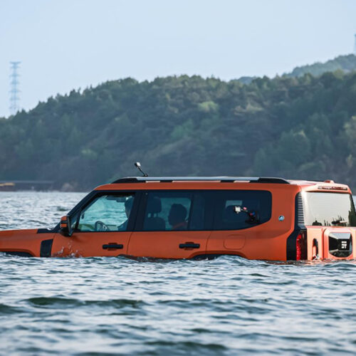 G700 revoluciona el off-road extremo con tecnología anfibia GAIA Ark Tech