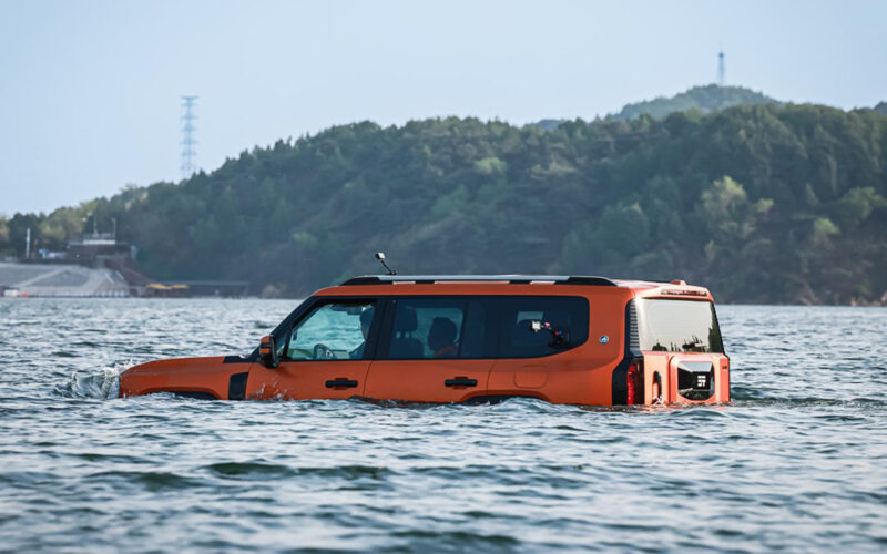 G700 revoluciona el off-road extremo con tecnología anfibia GAIA Ark Tech