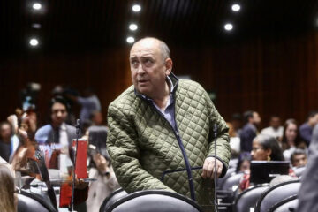 “Nadie le tiene confianza a la Corte del Acordeón”: Rubén Moreira; “¡qué cante Rocha!, ¡dónde está Rocha!”, demandan en el PRI