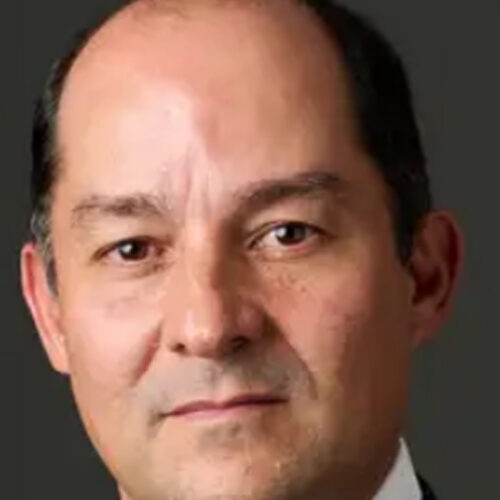 Fibra Monterrey gana puja