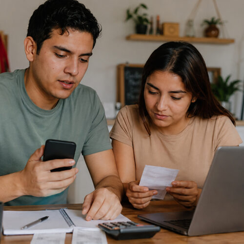 MiPyMes mexicanas recurren a microcréditos para aprovechar la ola comercial del mundial