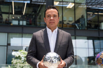 Cruz Azul, el despojo