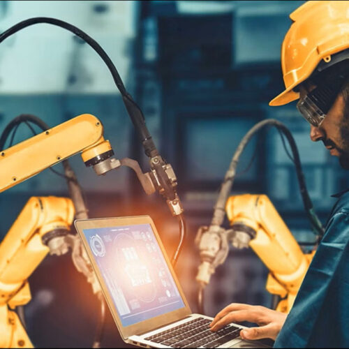 IA Física revoluciona la manufactura según estudio global de TCS