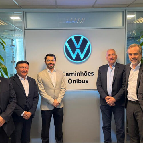 Volkswagen y Canacar firman alianza estratégica