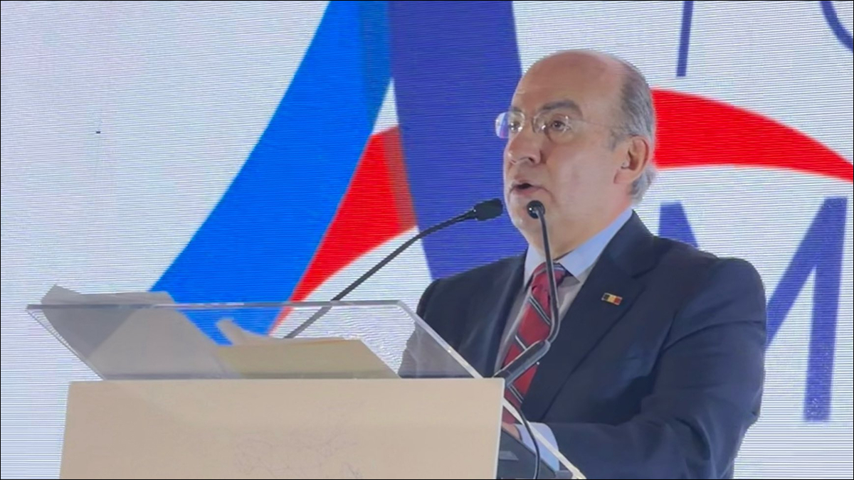 Felipe Calderón reaparece de cara a elecciones del 2027; Morena sí miente y traiciona