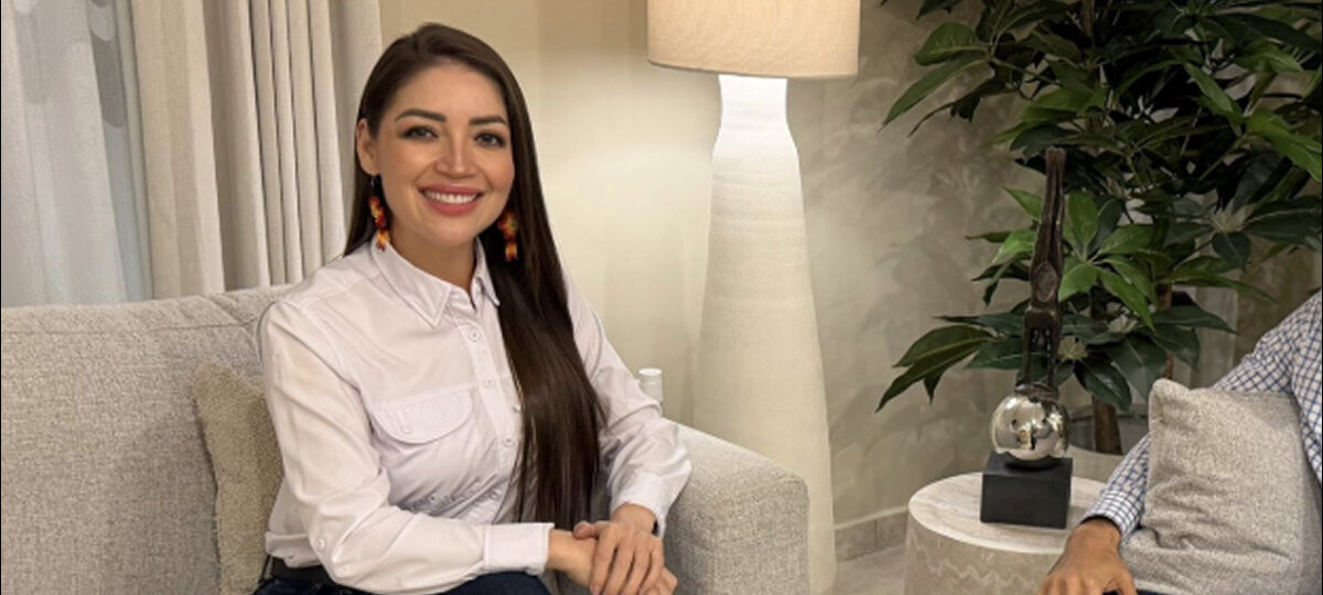 Jasmine no ha renunciado a doble nacionalidad