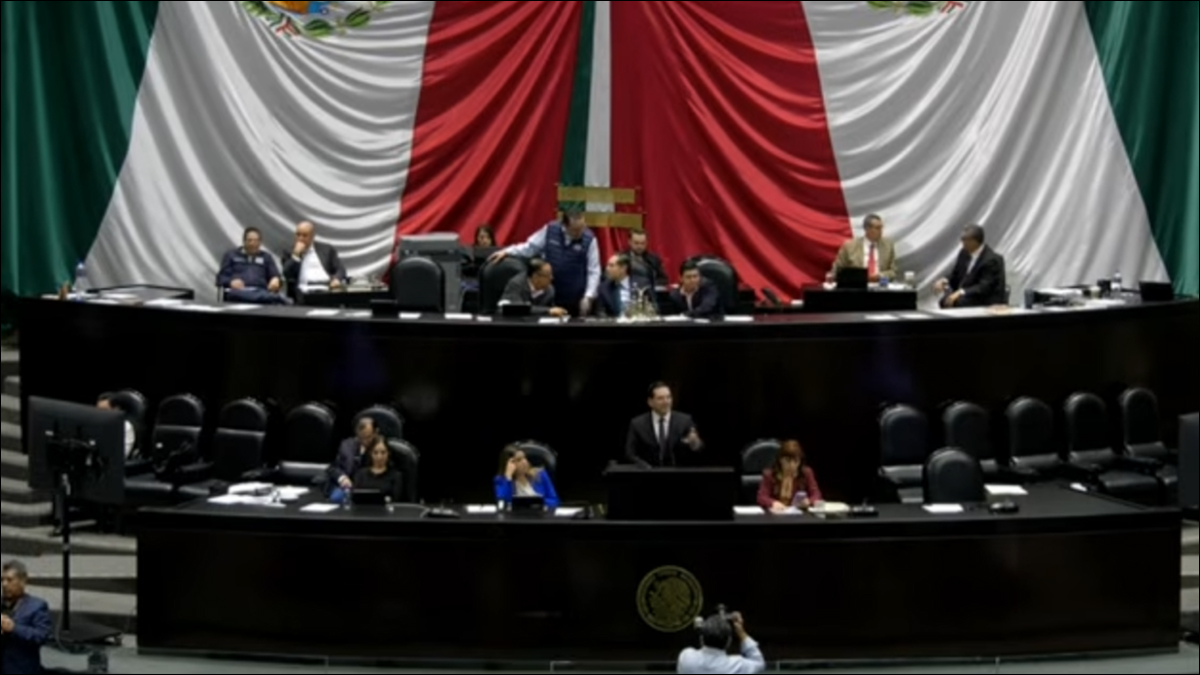 Aprobación de Ley de Ingresos, para poder seguir comprando el voto